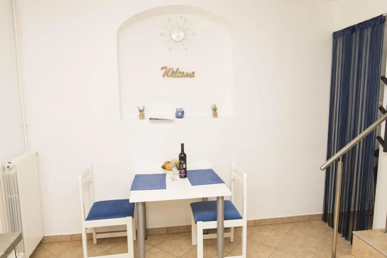 Apartments With A Parking Space Moscenicka Draga, Opatija - 18440